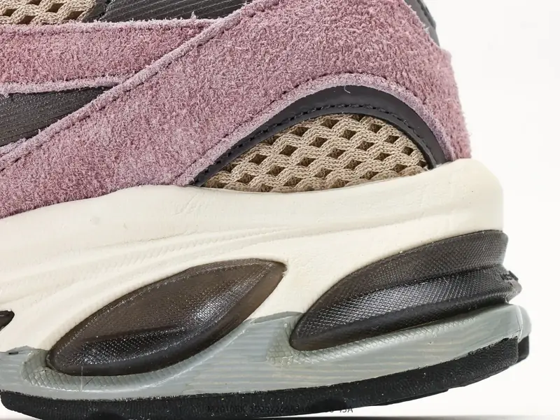 New Balance Scarpe sportive Retro Ammortizzato Classico M2010BK #19207265834082